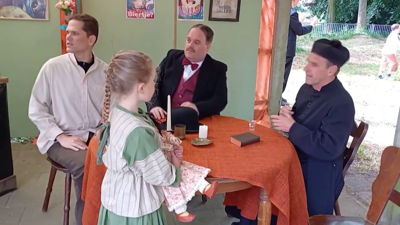 Neeritter herbeleeft de beginjaren van de vorige eeuw