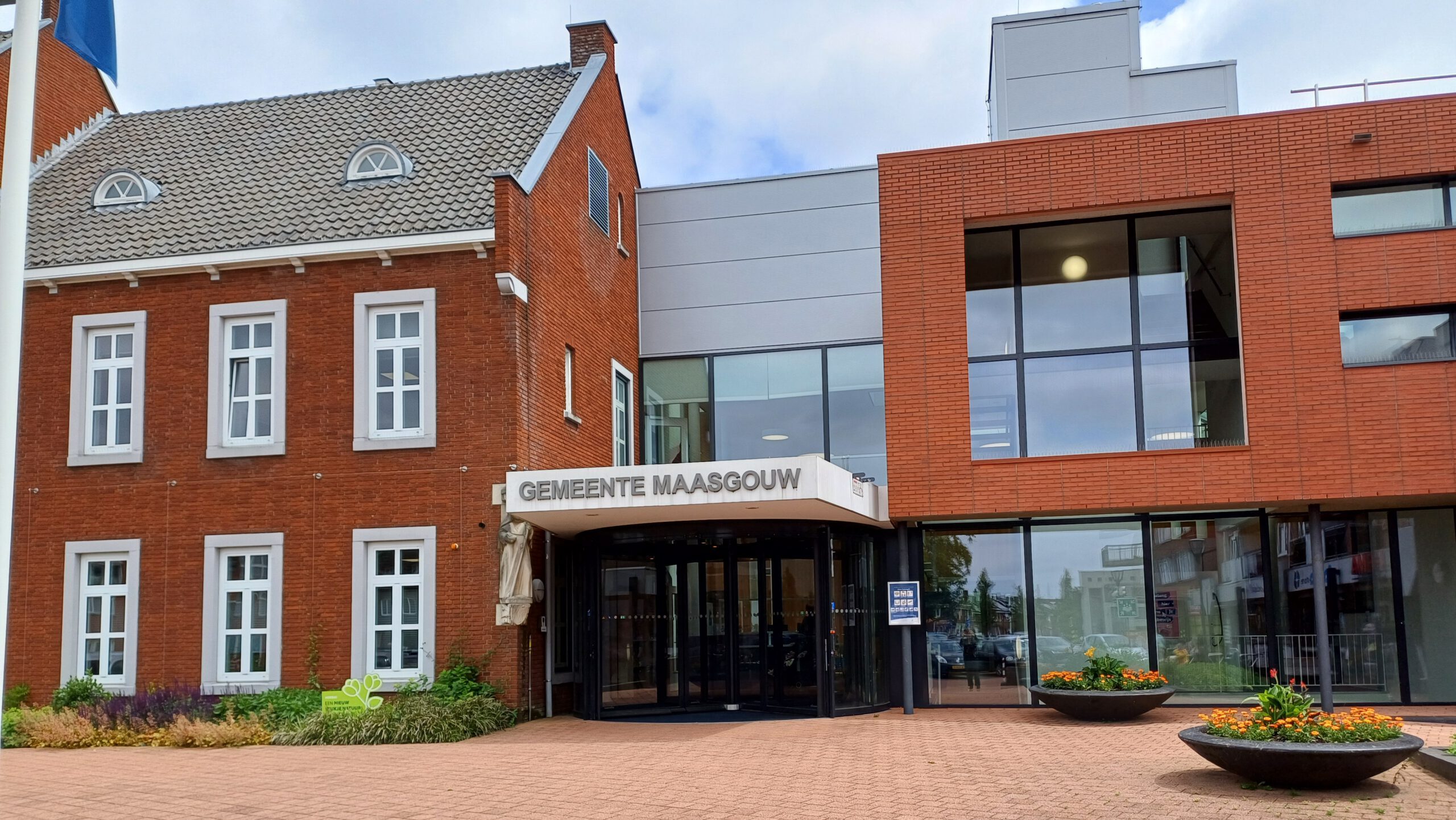 Maasgouw investeert 51 miljoen maar houdt begroting in de plus