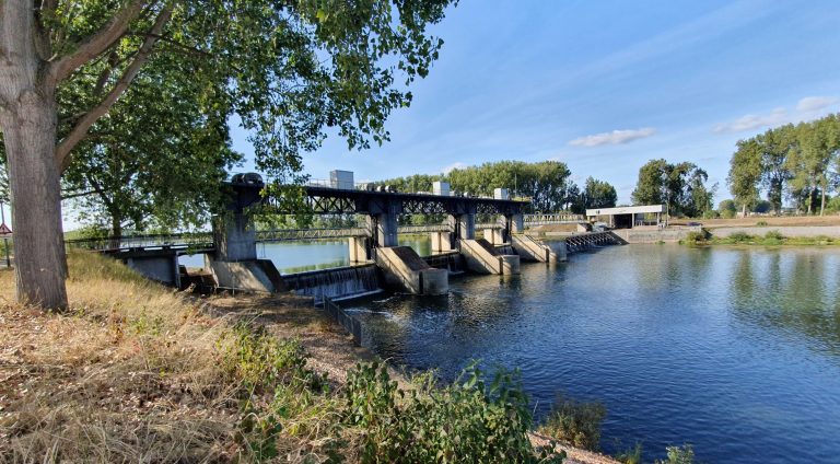 Fietsbrug stuw Linne opnieuw dicht voor onderhoud