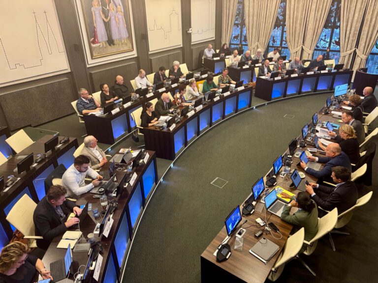 Raad Roermond akkoord met begroting en ziet veel extra wensen toegekend