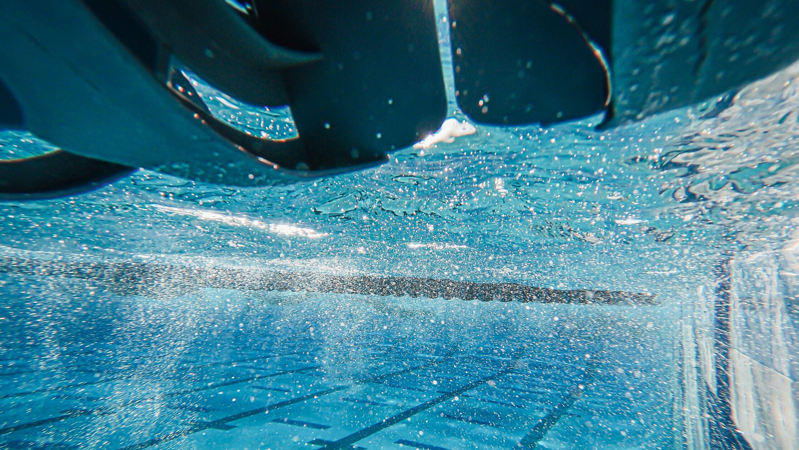 Zwembad in Herkenbosch tijdelijk ontruimd: kinderen ademden verhoogde concentratie chloor in