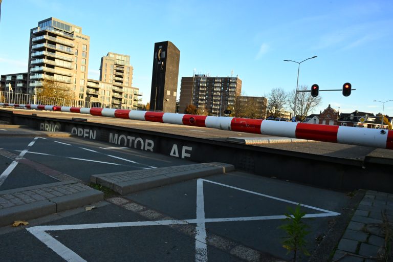 Reparatie Stadsbrug Weert start op 5 januari met gevolgen voor autoverkeer