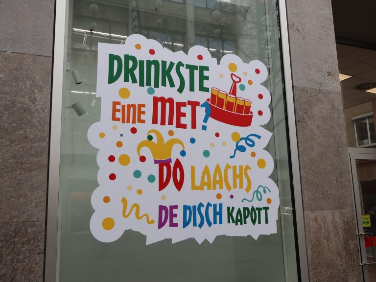 Grensregio Compact: van Belgische tolplannen tot ‘Vastelaovesvrunj op bezeuk’