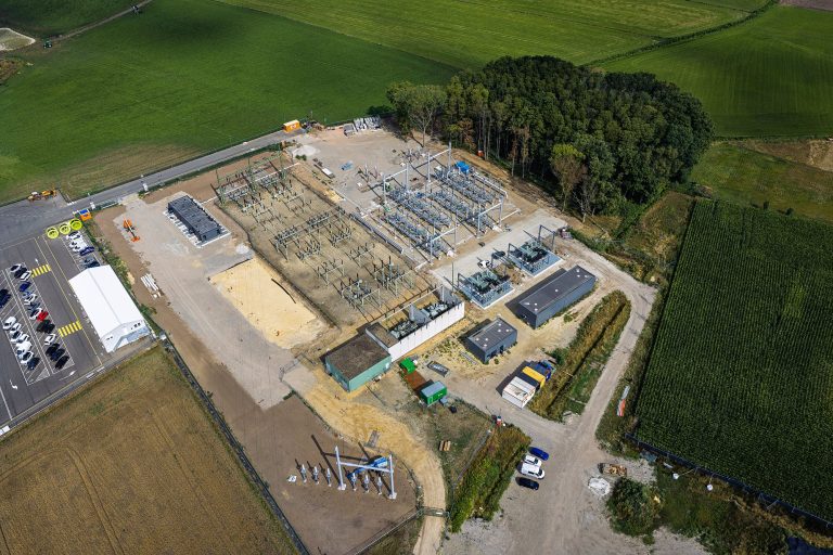 Hoogspanningsstation Kelpen-Oler in gebruik: begin van verhoging capaciteit