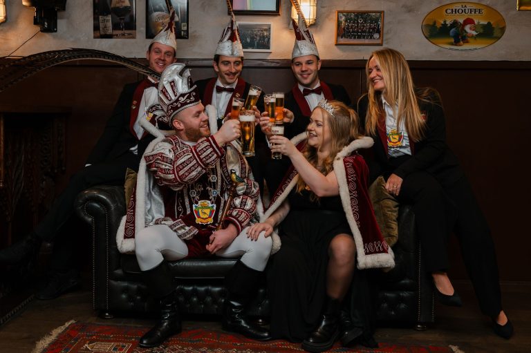 Extra bijzondere vasteloavend voor prins Sil van CV de Biemösje: prinses in verwachting