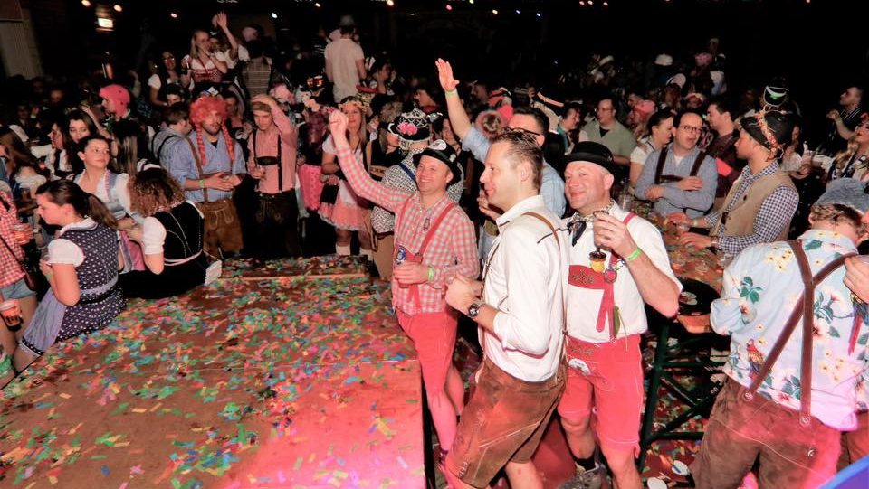 Van Frühschoppen bij Verkesbal tot Gardetreffen