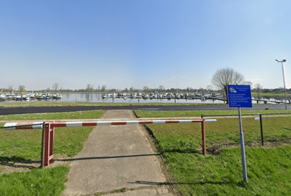 Maasgouw wil meer toerisme in Stevensweert, gesloten dagstrand De Kis weer in beeld