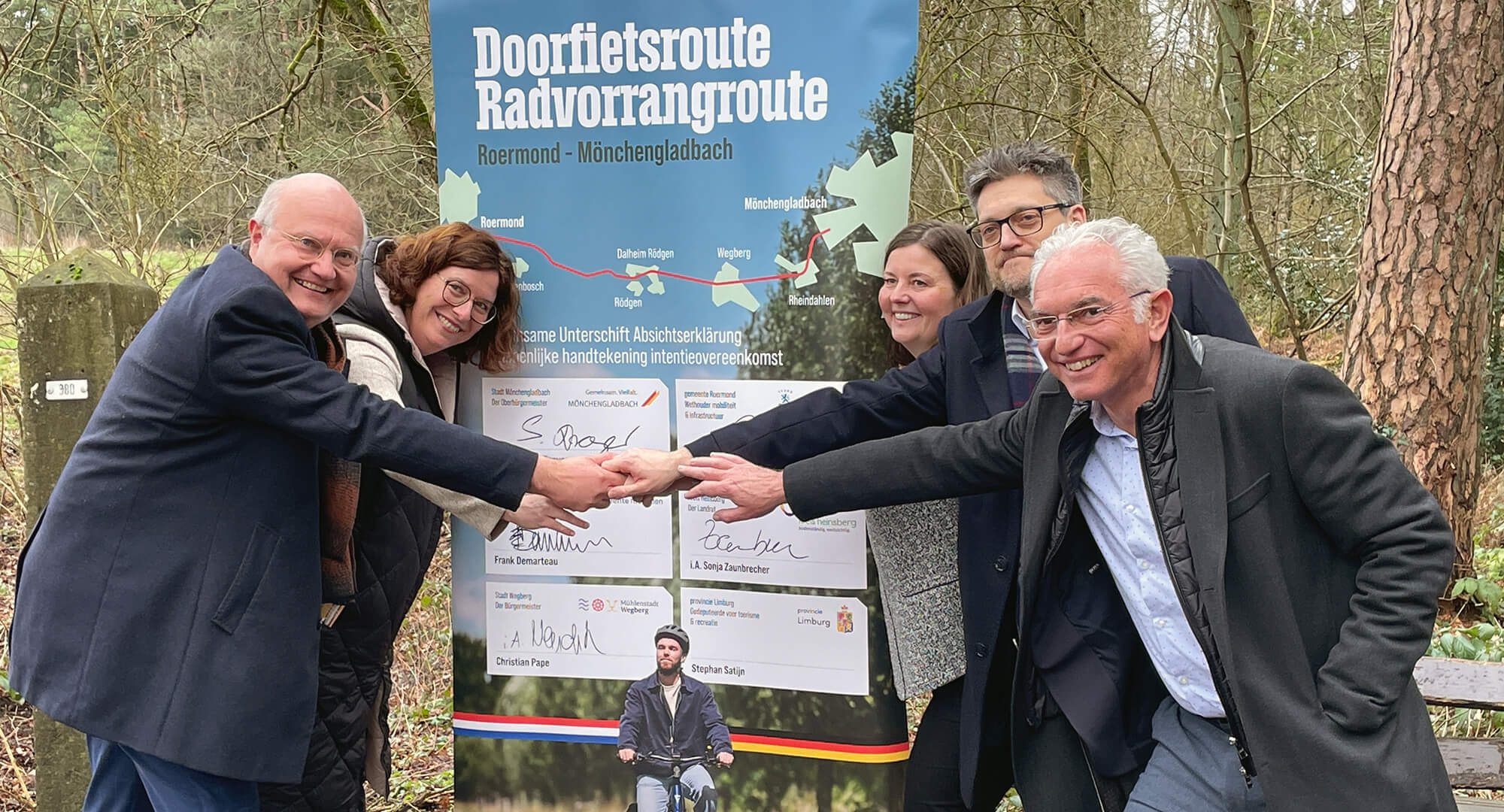 Grensregio Compact: van rijdende grensbommen tot nieuwe fietsroute Roermond-Mönchengladbach
