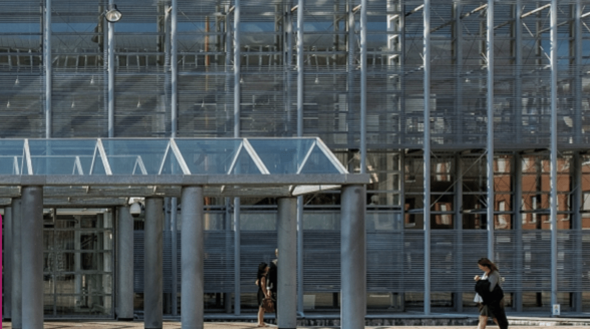 Hoger beroep: vrouw langer, man korter de cel in voor misbruik jonge kinderen