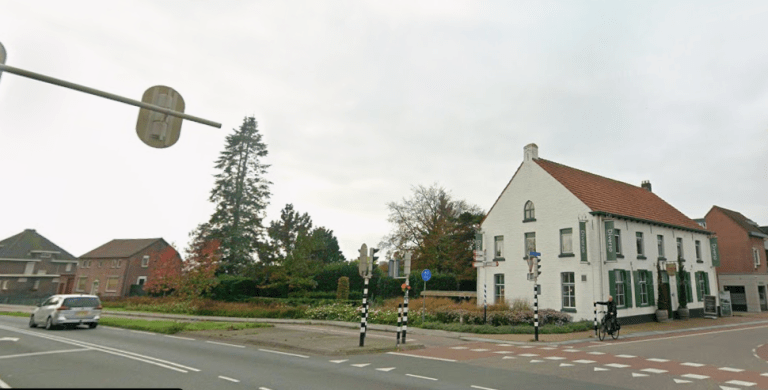 Nieuwe flitspaal Nederweert aangezet