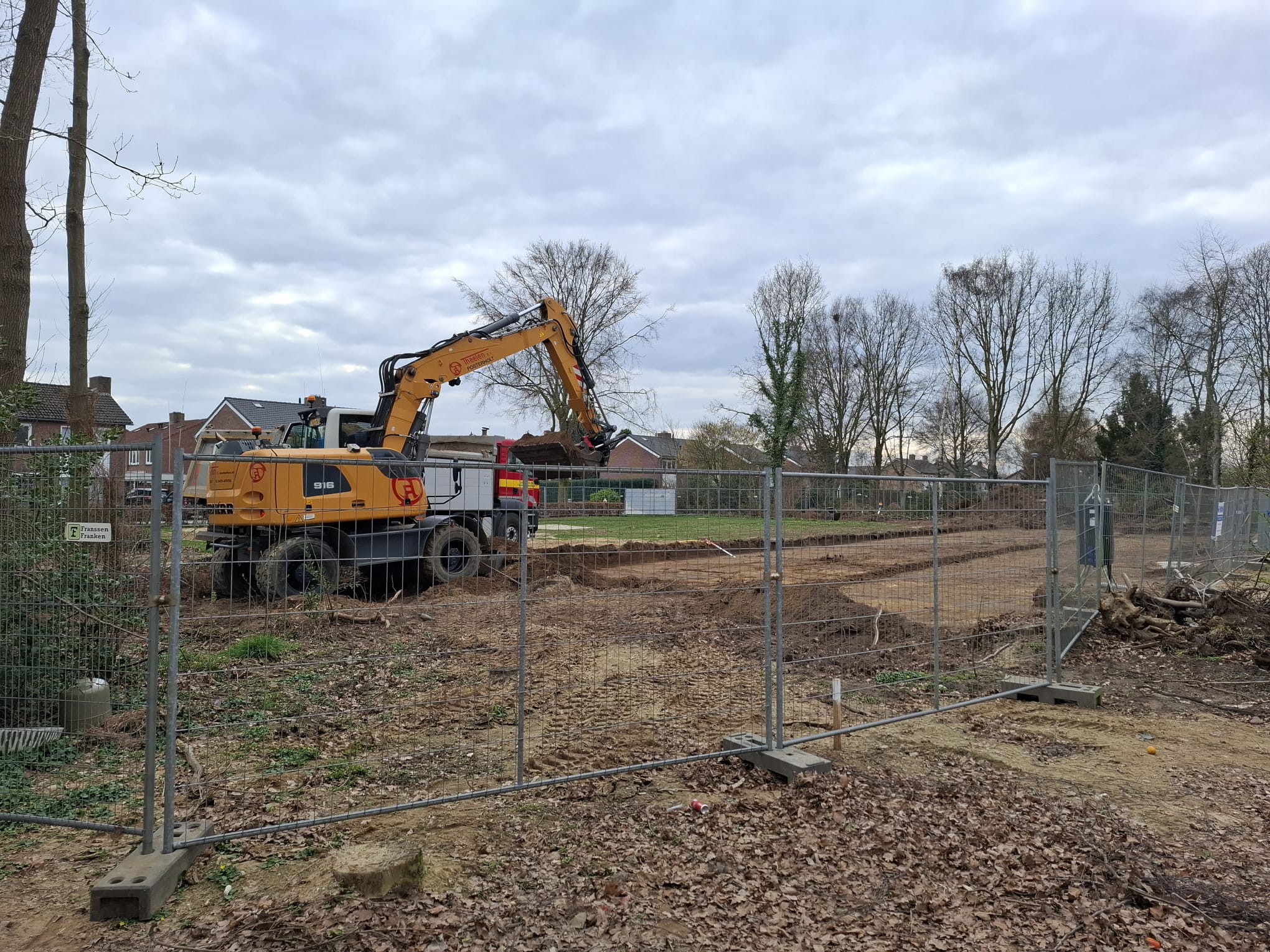 Schop in de grond voor vijf nieuwe woonwagenstandplaatsen in Herkenbosch