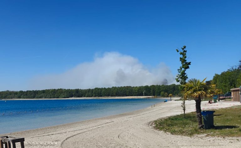 Natuurbrand op militair oefenterrein bij Weert: ‘Onduidelijk of oefening bezig was’