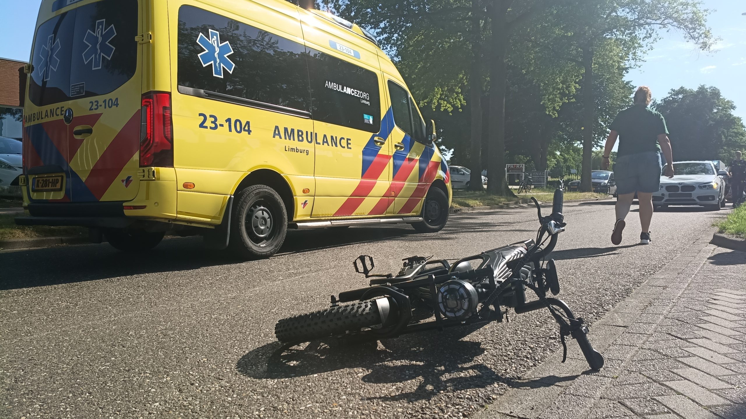 Kind op fatbike geschept door auto in Weert
