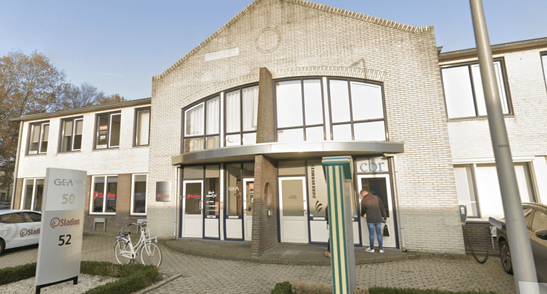 Rijschoolhouders op achterste benen om verdwijnen CBR uit Weert