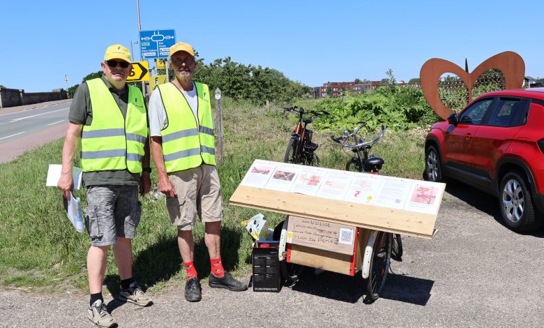 Actievoerders bij Maasbrug brug Maaseik