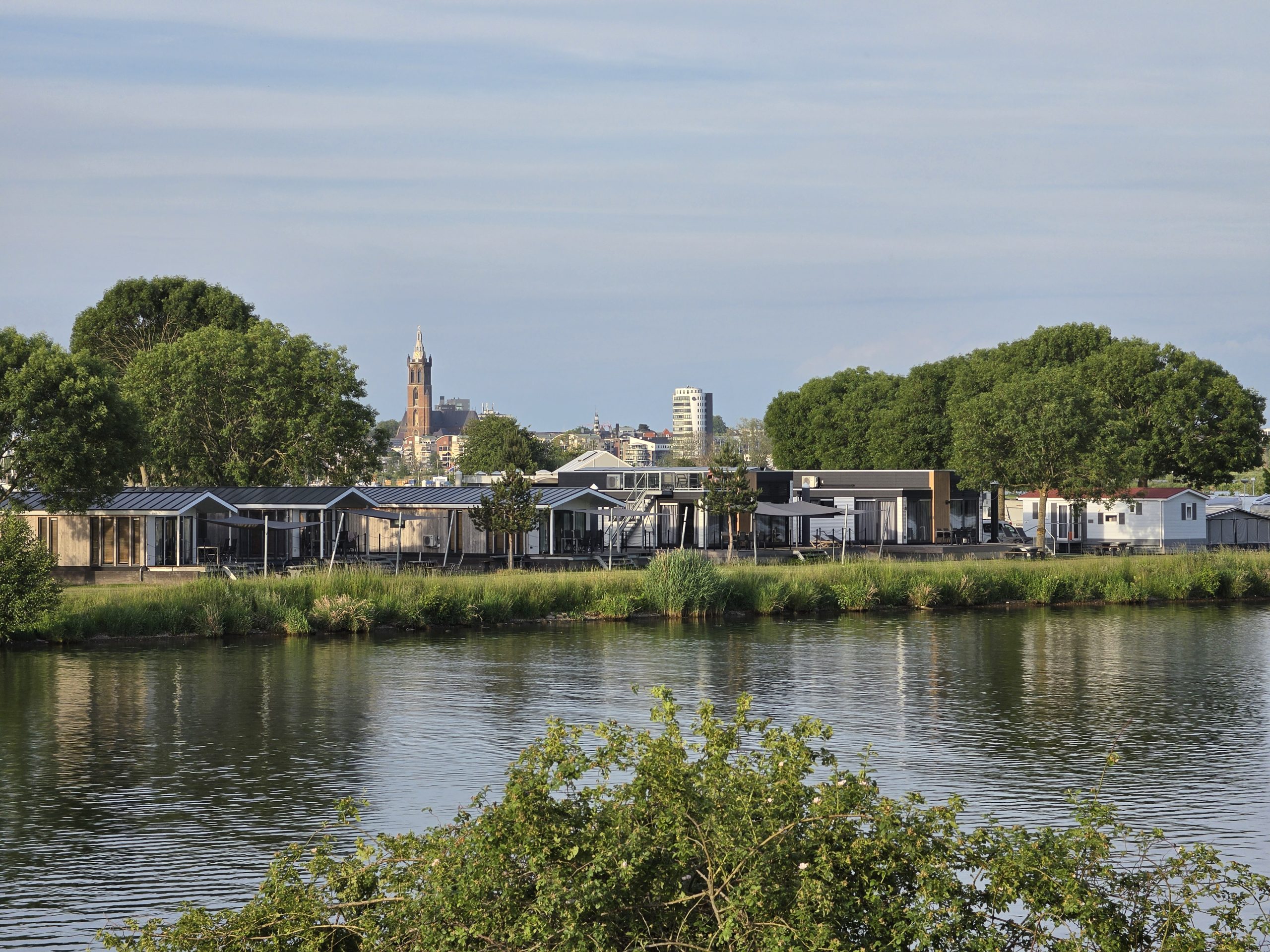 Zomerse week in Midden-Limburg met later kans op een onweersbui