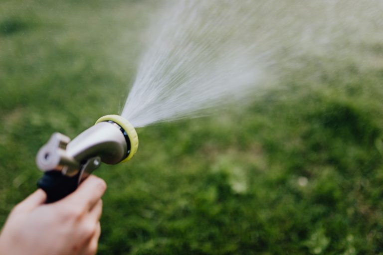 Geen water meer oppompen uit Limburgse beken vanwege droogte