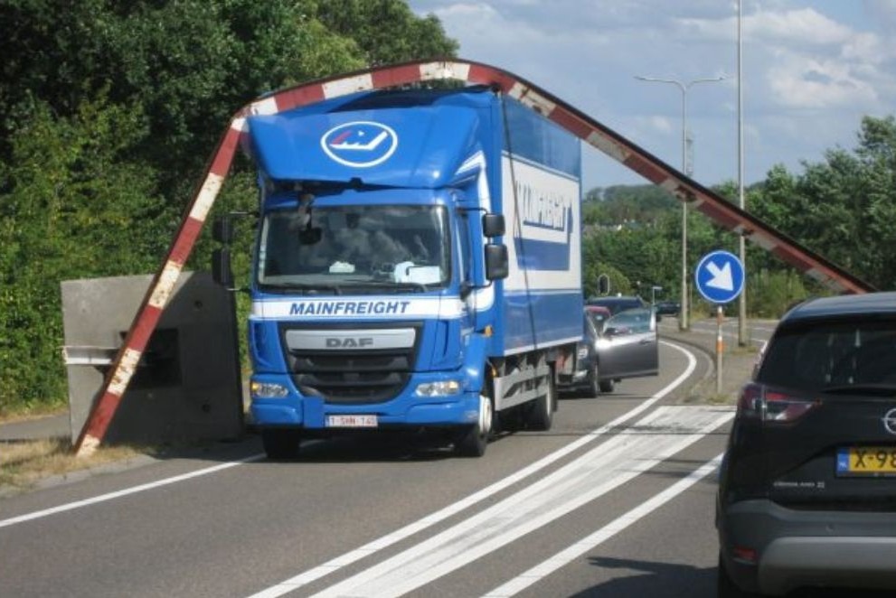 Verkeerspsycholoog over incidenten bij bruggen: ‘Veel signalen merken we niet op’