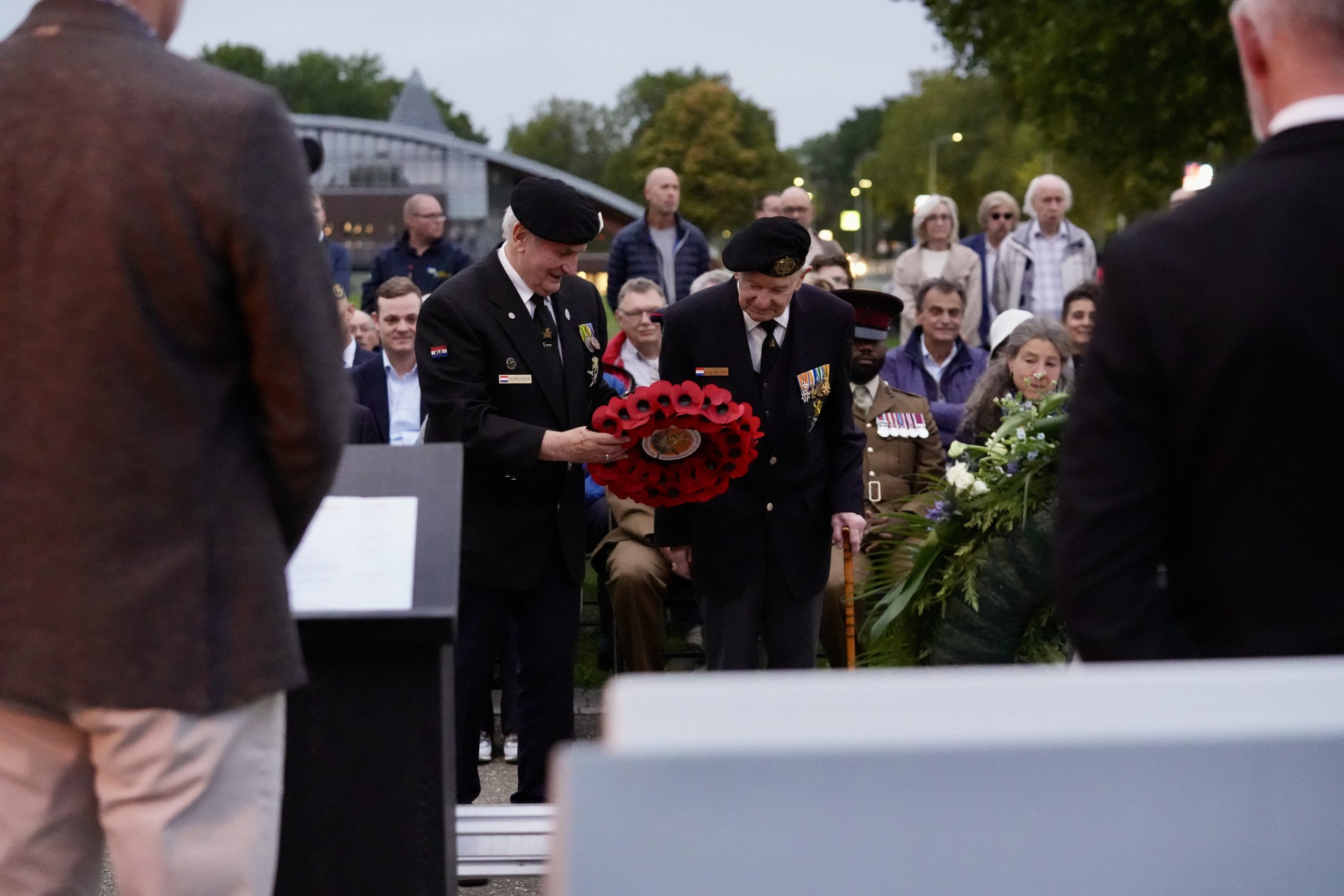 In beeld: Weert herdenkt 82 jaar leven in vrijheid bij het Suffolkmonument