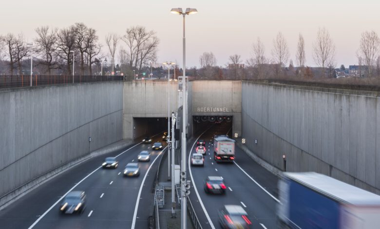 Nieuwe poging om gebonk Roertunnel te verminderen