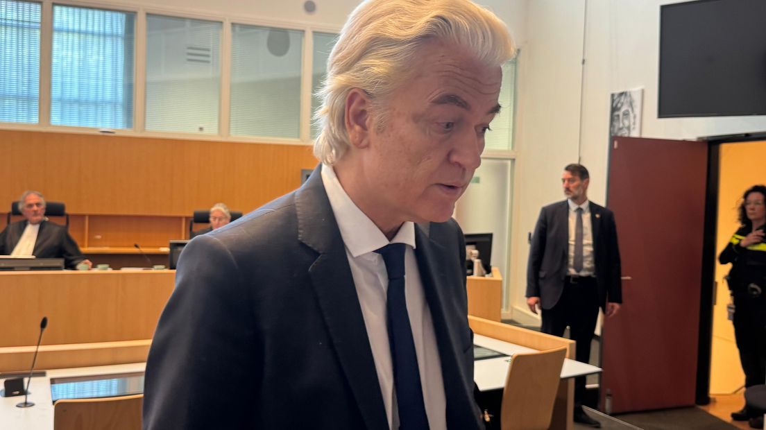 Bedreiging: Wilders aanwezig bij rechtszaak over bedreiging, verdachte niet